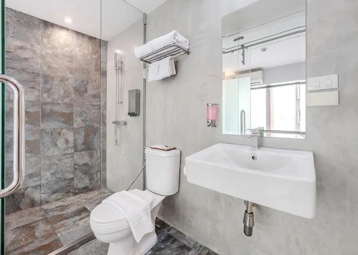 Hotel Ruamchitt Plaza 3*