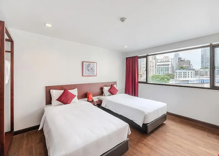 Ruamchitt Plaza 3* Bangkok