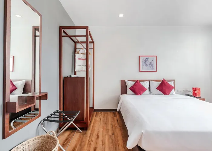Ruamchitt Plaza 3* Bangkok