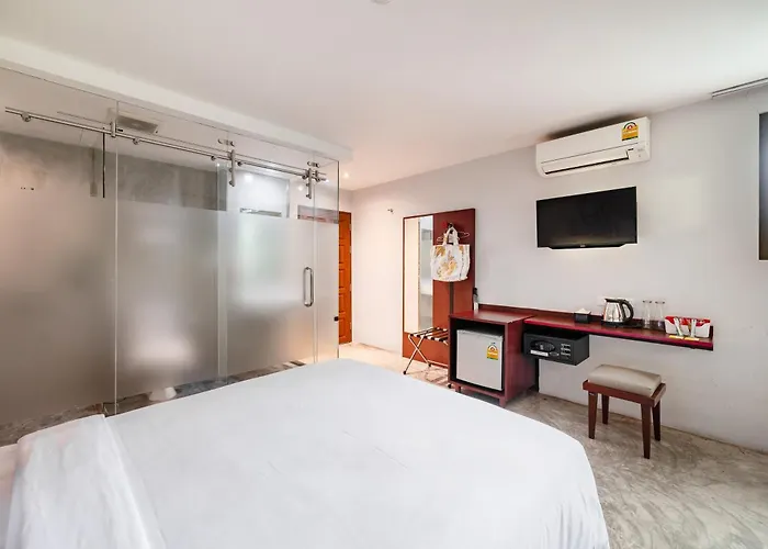 Ruamchitt Plaza Hotel