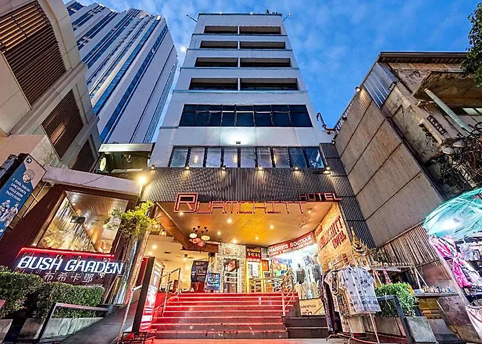 Ruamchitt Plaza 3*