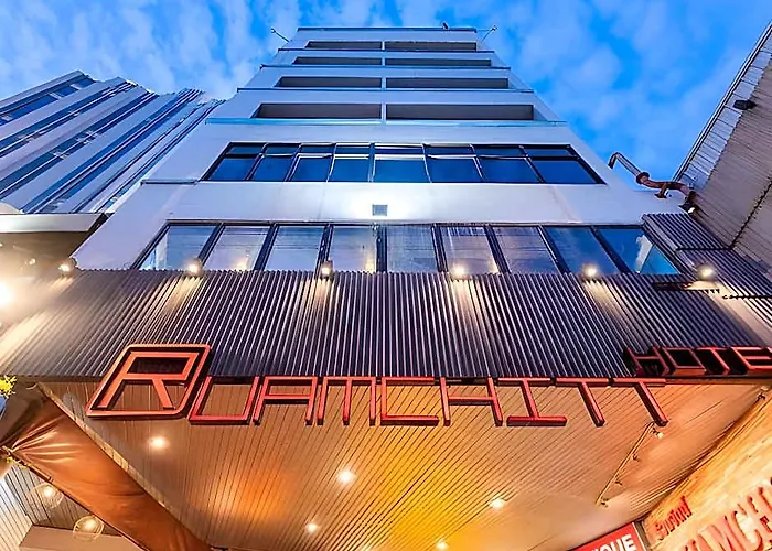 Отель Ruamchitt Plaza 3*
